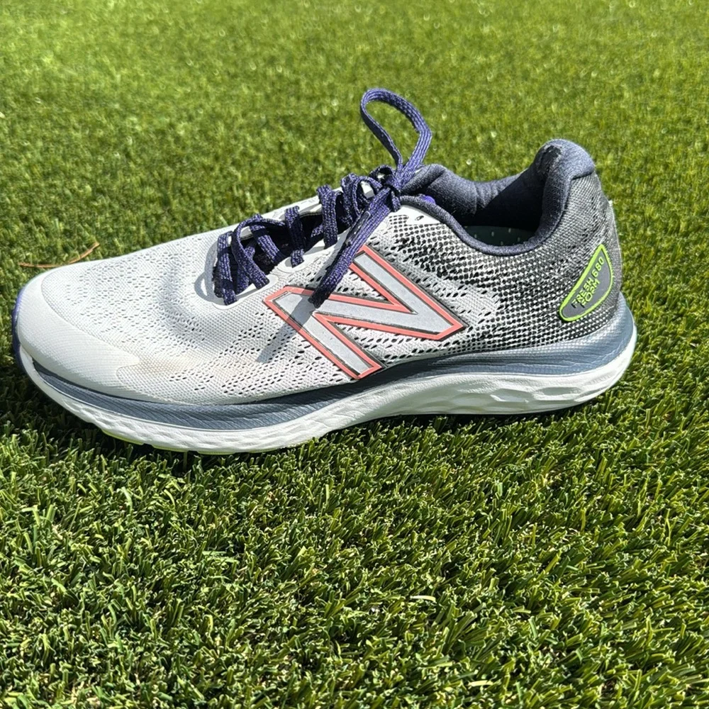 New Balance Fresh Foam 680v7 in Arctic Fox Outerspace - Picture 5 of 10